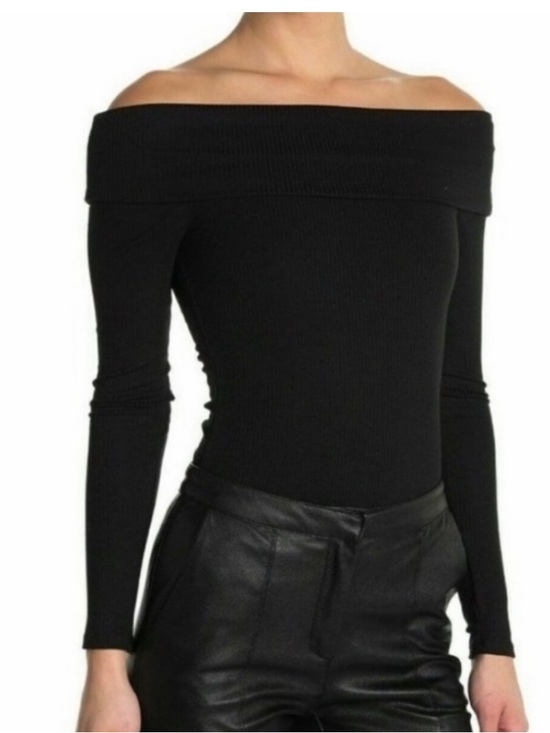 AFRM Tops - NWT AFRM Black Off-the-Shoulder ruched sides stretch bodysuit size large